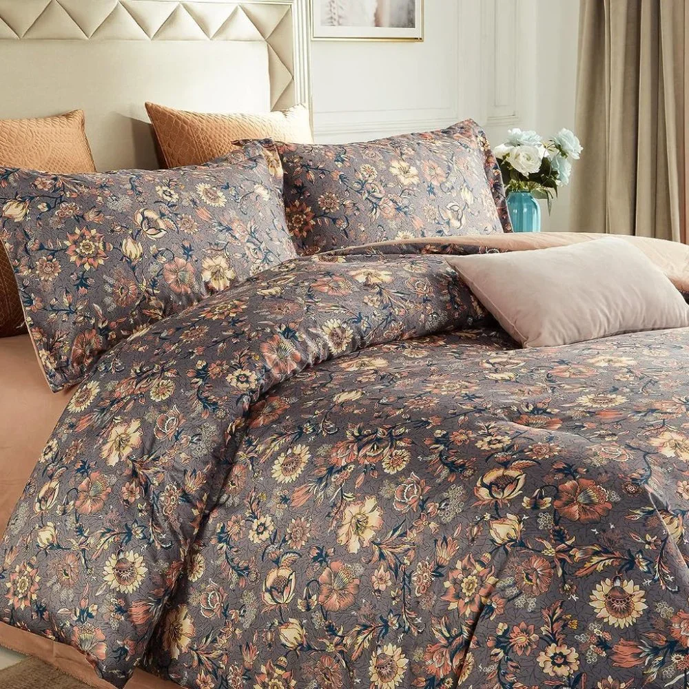 Boho Bliss: Paisley Floral Duvet Cover Set with Pillowcases